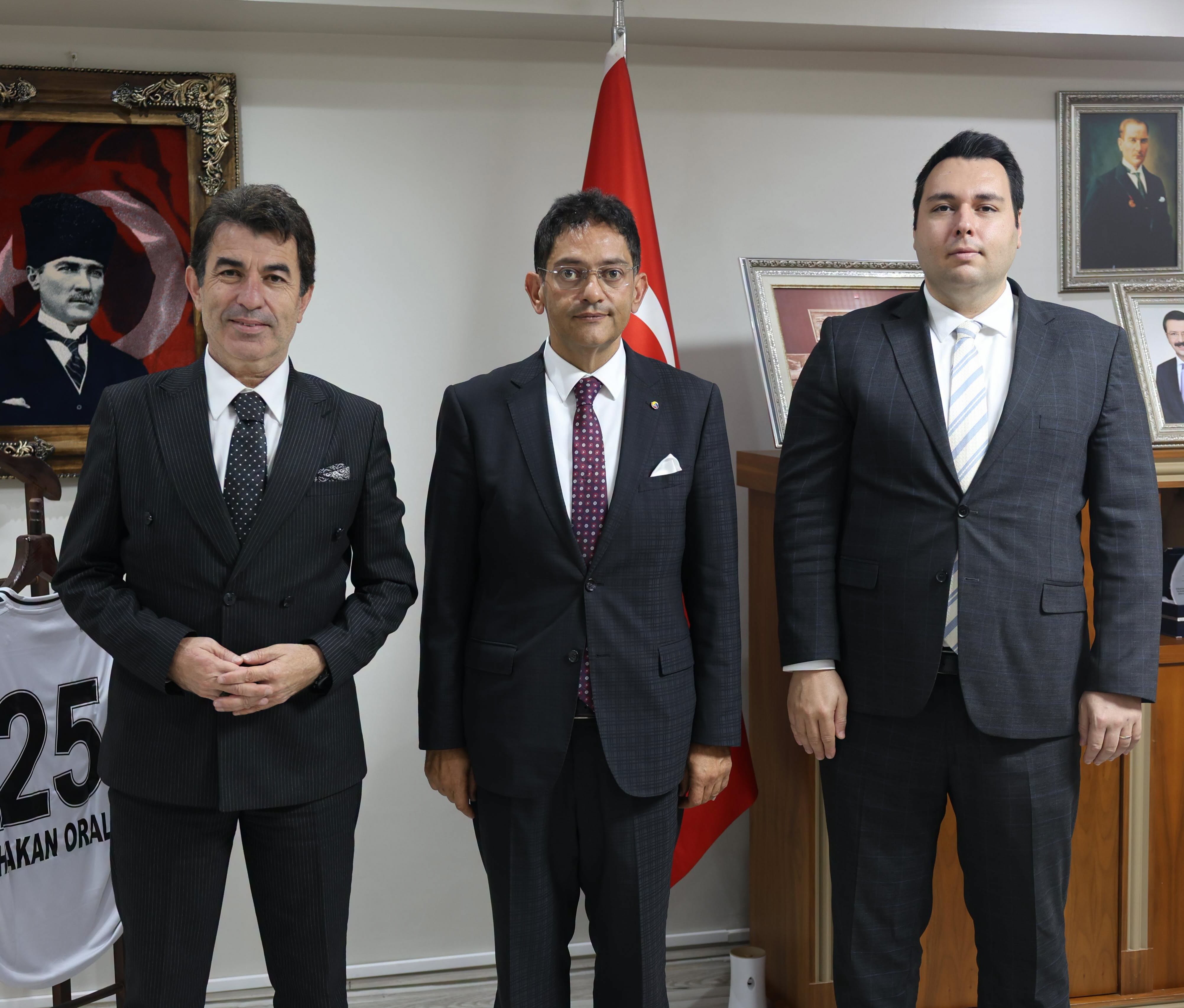 Başkan Coşkun’dan Hakan Oral’a Tebrik Ziyareti